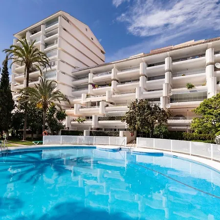 Apartment 204 Luminoso Apto Centro Junto A La Playa Marbella
