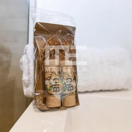 204 Luminoso Apto Centro Junto A La Playa アパート マルベーリャ