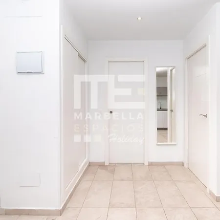 204 Luminoso Apto Centro Junto A La Playa Marbella